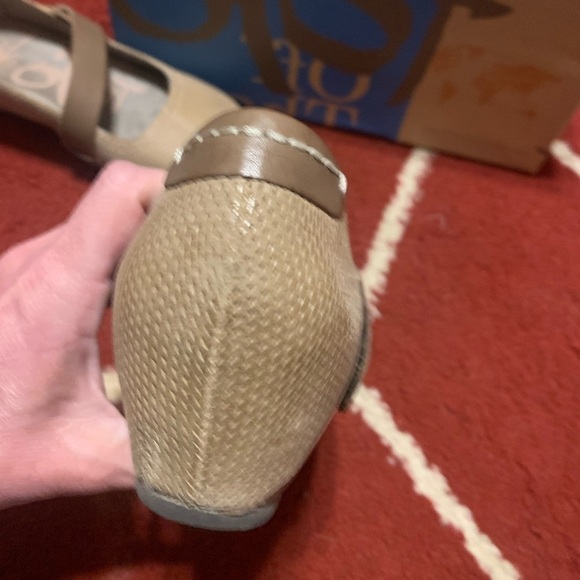 OTBT Salem size 5.5 GUC - Picture 10 of 14